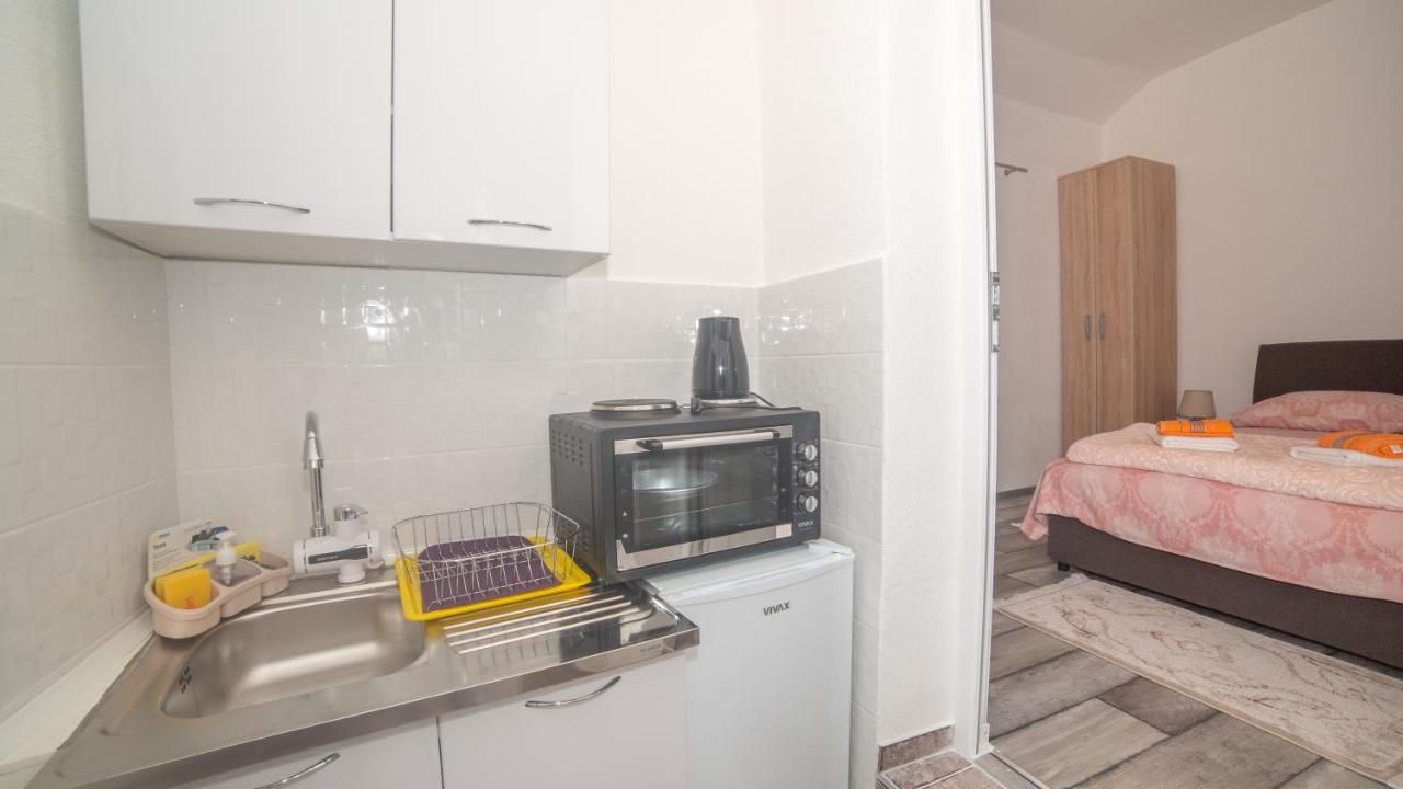 Apartment Milena Virpazar Buitenkant foto